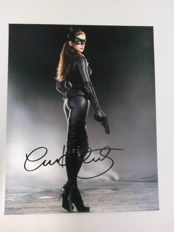 FOTO The Catwoman Anne Hathaway Autographed Signed Photo The Cat (Anne Hathaway) + COA Photo Autogra