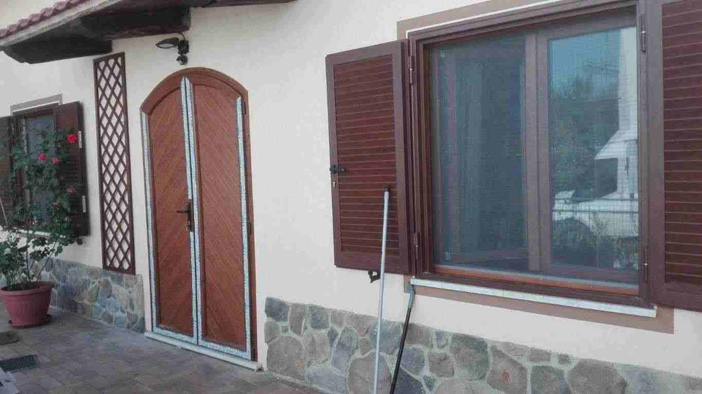 FUTURO STILE INFISSI