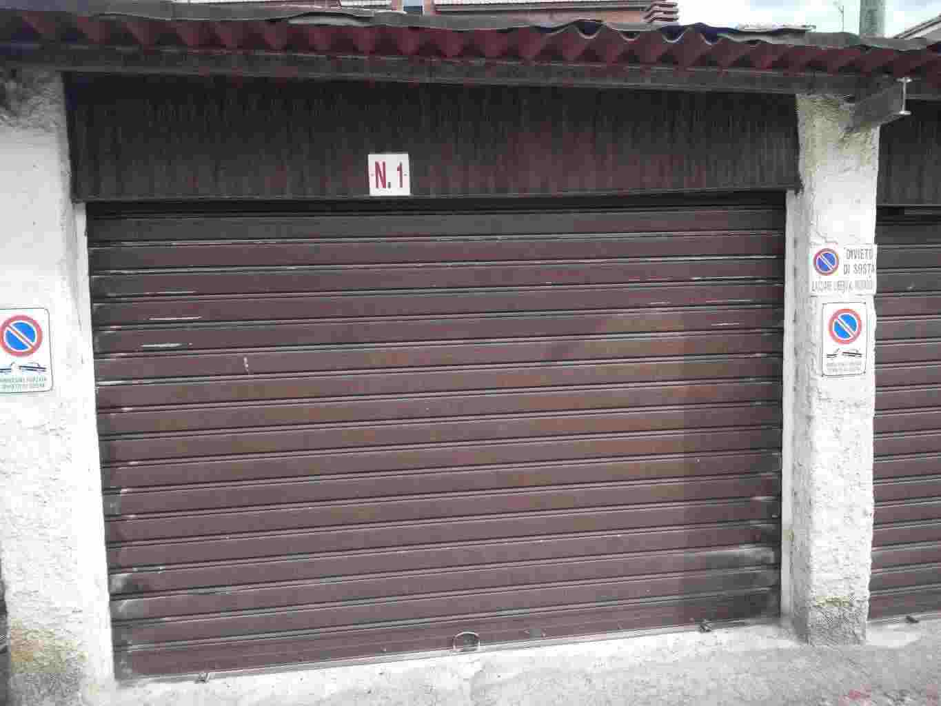 AFFITTASI GARAGE DI MQ. 15