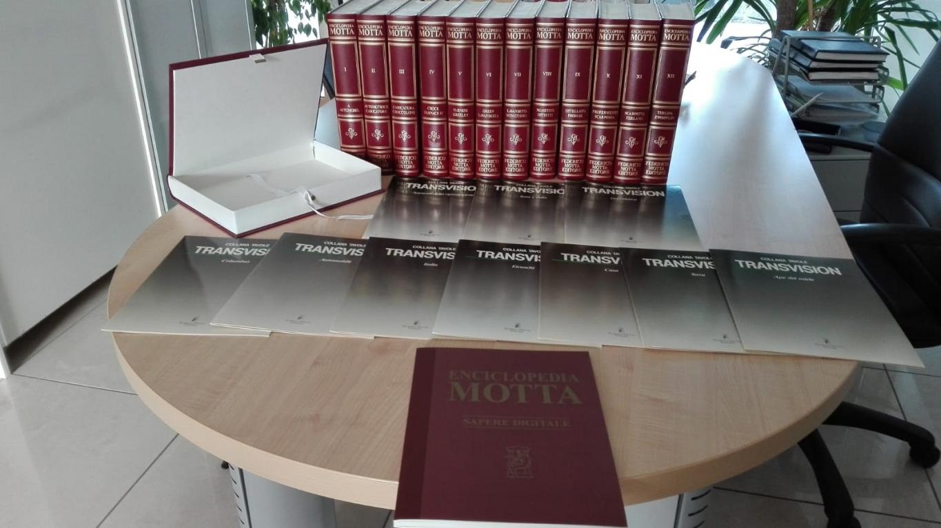 ENCICLOPEDIA MOTTA in ottime condizioni