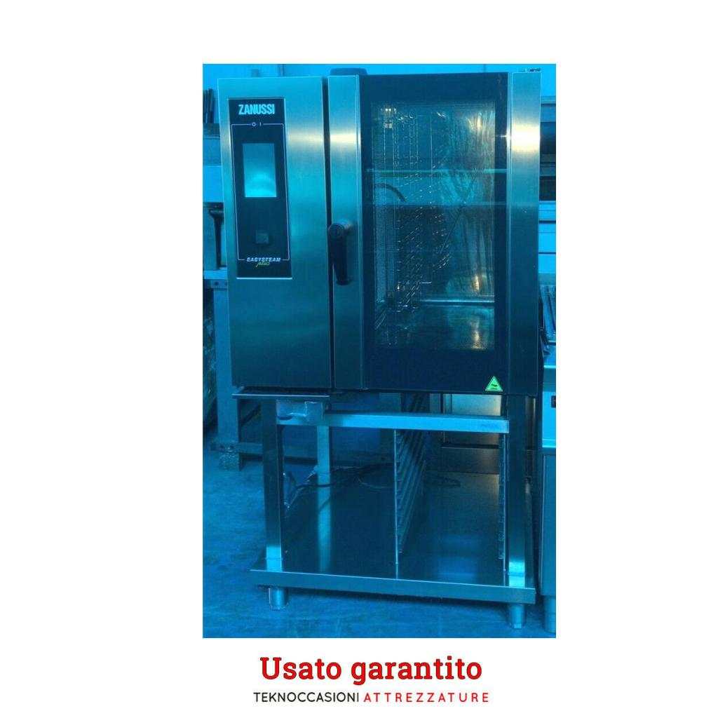 Forno a gas Zanussi - 10 griglie GN 1/1 - del 2018, come Nuovo