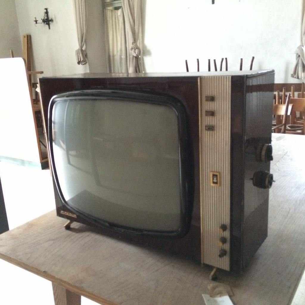 Televisore Minerva vintage