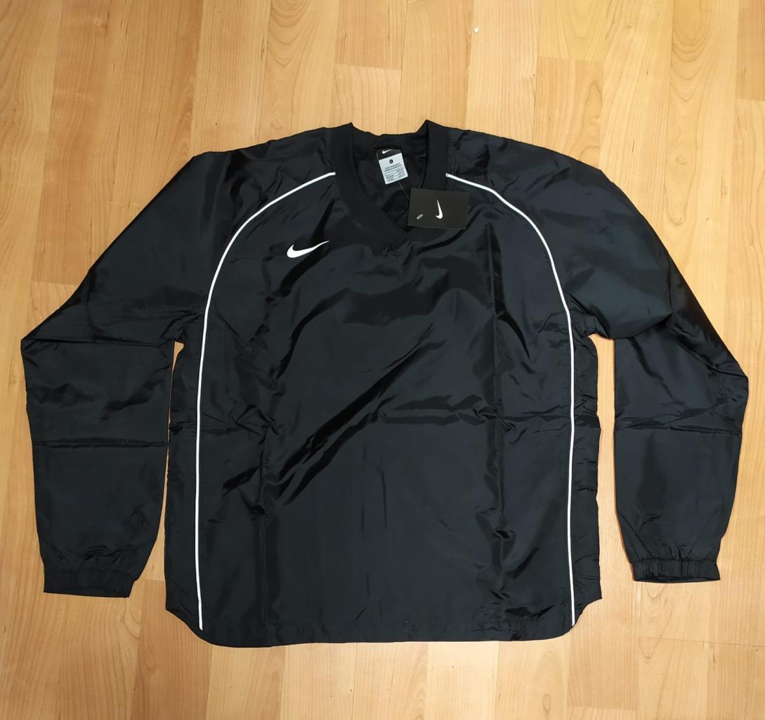 kway sportivo nike scollo a V