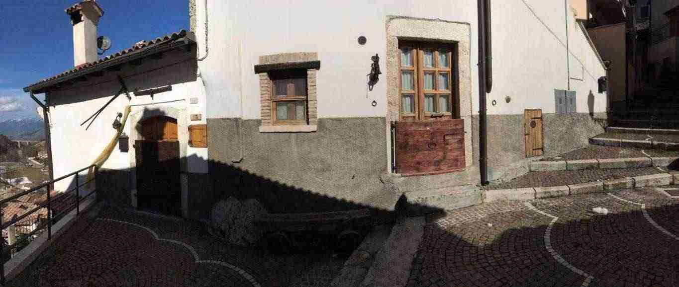 graziosa casetta indipendente