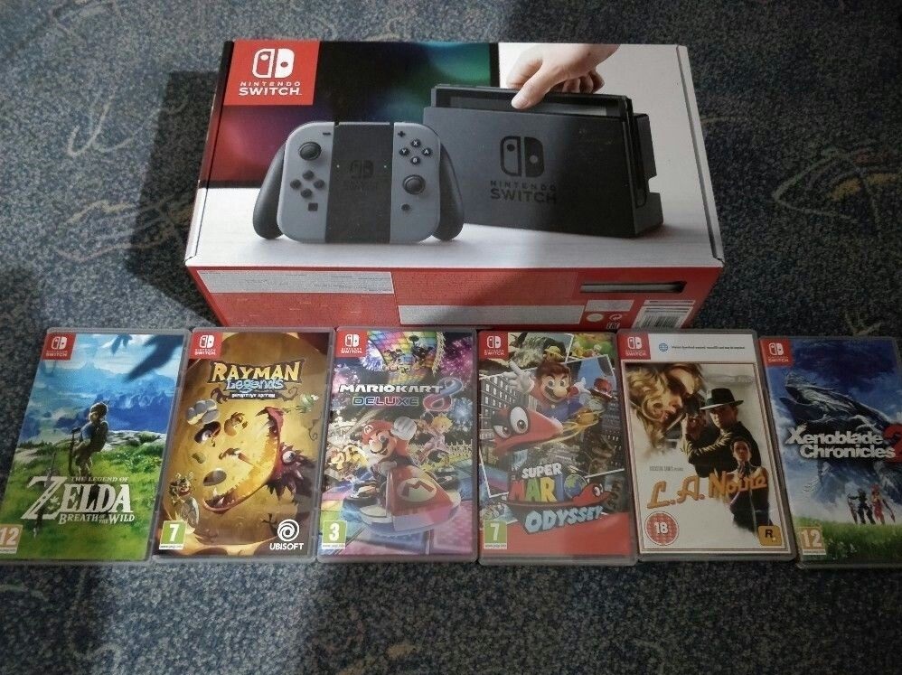 Nintendo Switch 32GB Console