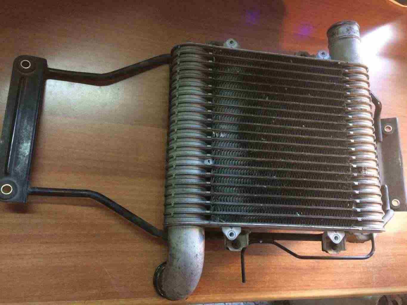 INTERCOOLER  KIA CARENS II 2.0 CRDi  ANNO   2003 